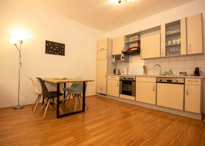 In Beim Lkh Apartment *